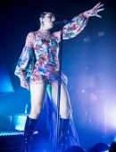 Charli XCX Performing Onstage at O2 Institute in Birmingham
