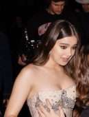 Hailee Steinfeld at the Premiere of Apple TV+ 'Dickinson' in NYC