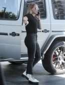 Hilary Duff at a Gas Station in West Hollywood
