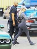 Khloe Kardashian Booty Outside Kanye West’s Sunday Service in Los Angeles