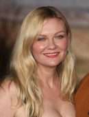 Kirsten Dunst at the Premiere of "El Camino: A Breaking Bad Movie" in Los Angeles