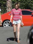 Kristen Stewart Leggy, Out in Los Angeles