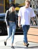 Miley Cyrus in Jeans, Out for Lunch in Los Angeles