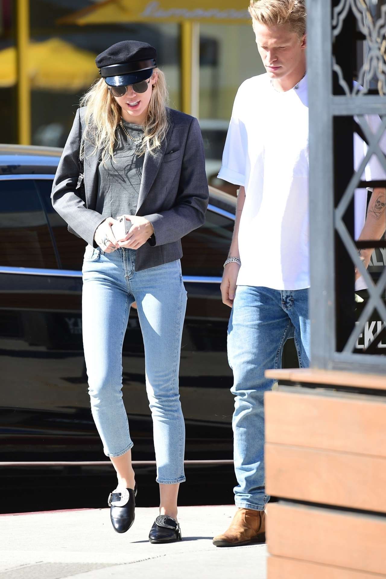 Miley Cyrus in Jeans, Out for Lunch in Los Angeles