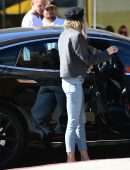 Miley Cyrus in Jeans, Out for Lunch in Los Angeles