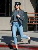 Miley Cyrus in Jeans, Out for Lunch in Los Angeles
