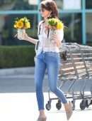 Sarah Hyland Carries a Bouquet of Halloween Sunflowers in Los Angeles
