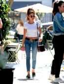 Sarah Hyland Pokies, Out in West Hollywood