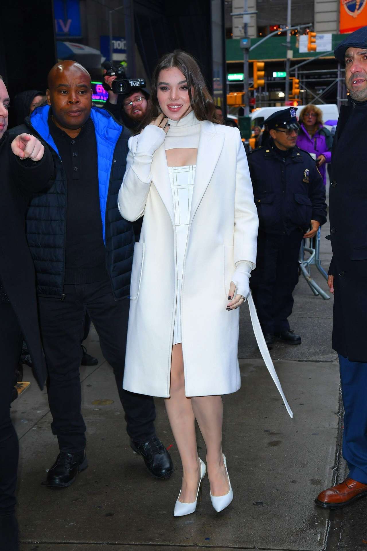 Hailee Steinfeld at Good Morning America in NY