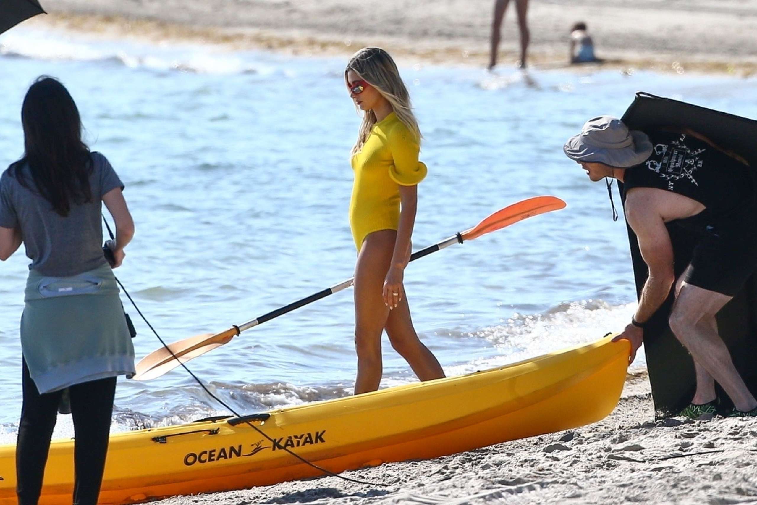 Hailey Baldwin Swimsuit Photoshoot on the Beach in Miami