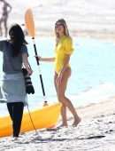 Hailey Baldwin Swimsuit Photoshoot on the Beach in Miami