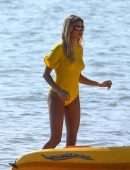 Hailey Baldwin Swimsuit Photoshoot on the Beach in Miami