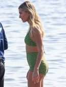 Hailey Baldwin Swimsuit Photoshoot on the Beach in Miami