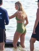 Hailey Baldwin Swimsuit Photoshoot on the Beach in Miami