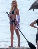 Hailey Baldwin Swimsuit Photoshoot on the Beach in Miami