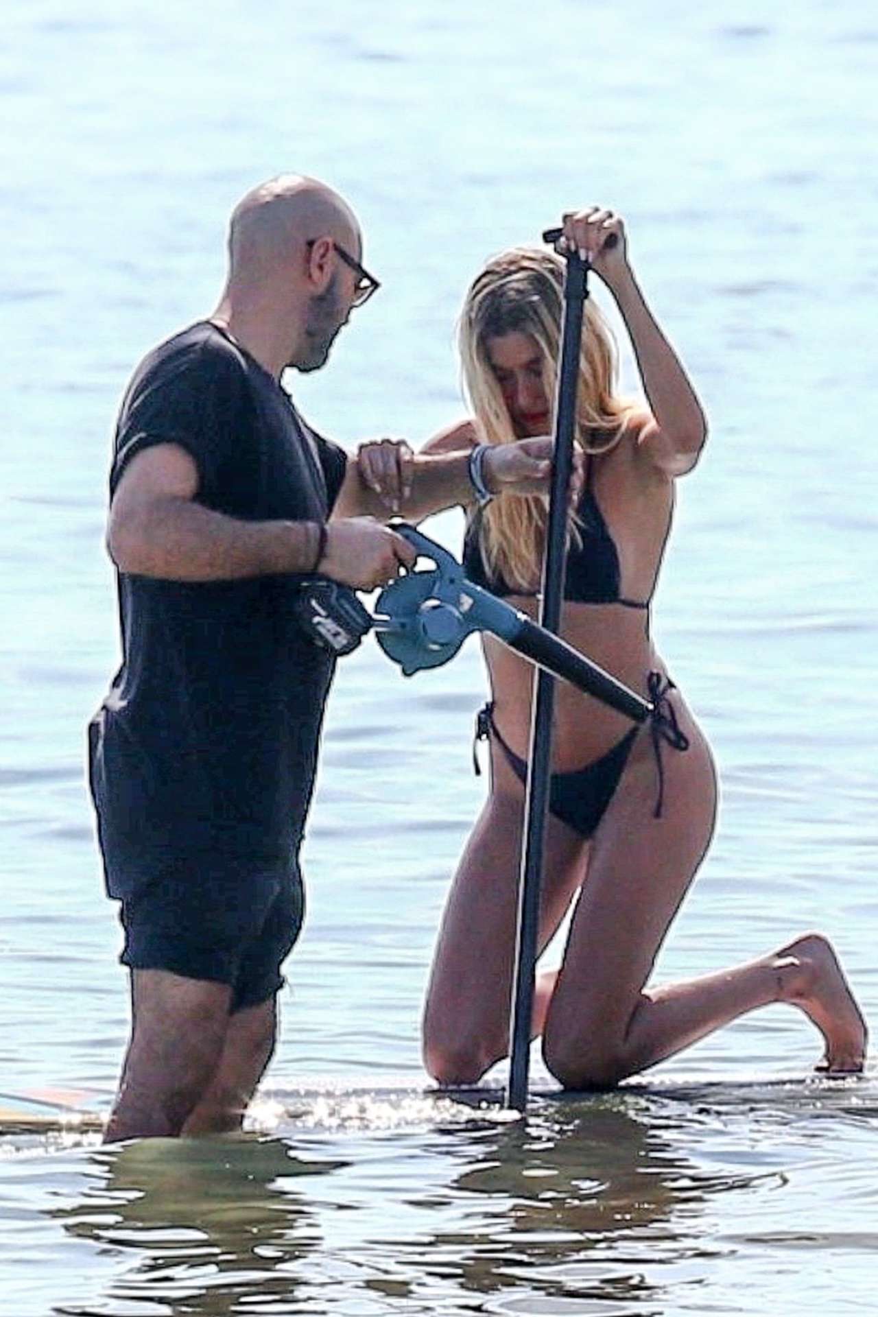 Hailey Baldwin Swimsuit Photoshoot on the Beach in Miami