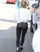 Hilary Duff Leaving a Nail Salon in Studio City