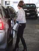 Kate Beckinsale Leaving a Doctor's Office in Beverly Hills