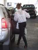 Kate Beckinsale Leaving a Doctor's Office in Beverly Hills