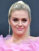 Kelsea Ballerini at 45th E! People's Choice Awards in Santa Monica