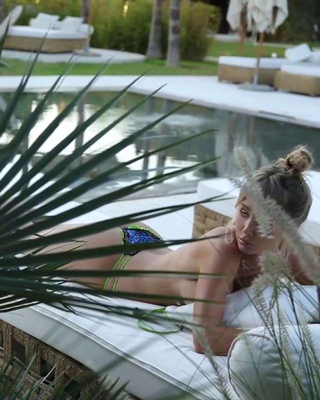 Sara Jean Underwood in Bikini at a Pool
