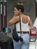 Vanessa Hudgens Booty in Jeans, Out for Lunch in Los Angeles