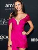 Victoria Justice at amfAR Charity Poker Tournament And Game Night in San Francisco