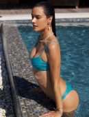 Alessandra Ambrosio in Gal Floripa 2019