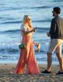 Amber Turner Cleavage, Enjoys the Last Day of the Year in Marbella, Spain