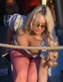 Amber Turner Cleavage, Enjoys the Last Day of the Year in Marbella, Spain