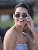 Kendall Jenner and Bella Hadid Booty in Bikini on the Beach in Miami