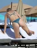 Daphne Groeneveld Booty in Green Bikini in Miami Beach, Florida