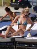 Daphne Groeneveld Ass in a Bikini on Miami Beach