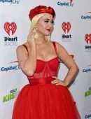 Katy Perry at KIIS FM's Jingle Ball 2019 in Los Angeles