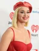 Katy Perry at KIIS FM's Jingle Ball 2019 in Los Angeles