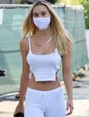 Alexis Ren Booty and Pokies at Moon Juice in Los Angeles