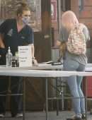 Ariel Winter in Jeans takes her New Puppy to the Vet in Los Angeles