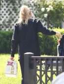 Dakota Fanning Booty, Spotted while taking Beer in Los Angeles