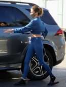 Elisabetta Canalis Booty, Outside Bristol Farms in Beverly Hills