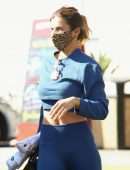 Elisabetta Canalis Booty, Outside Bristol Farms in Beverly Hills