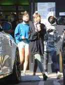 Hailey Bieber Cameltoe at The Juice Bar with Her Gal Pals