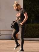 Hayden Panettiere Booty in Jeans, Out in Beverly Hills