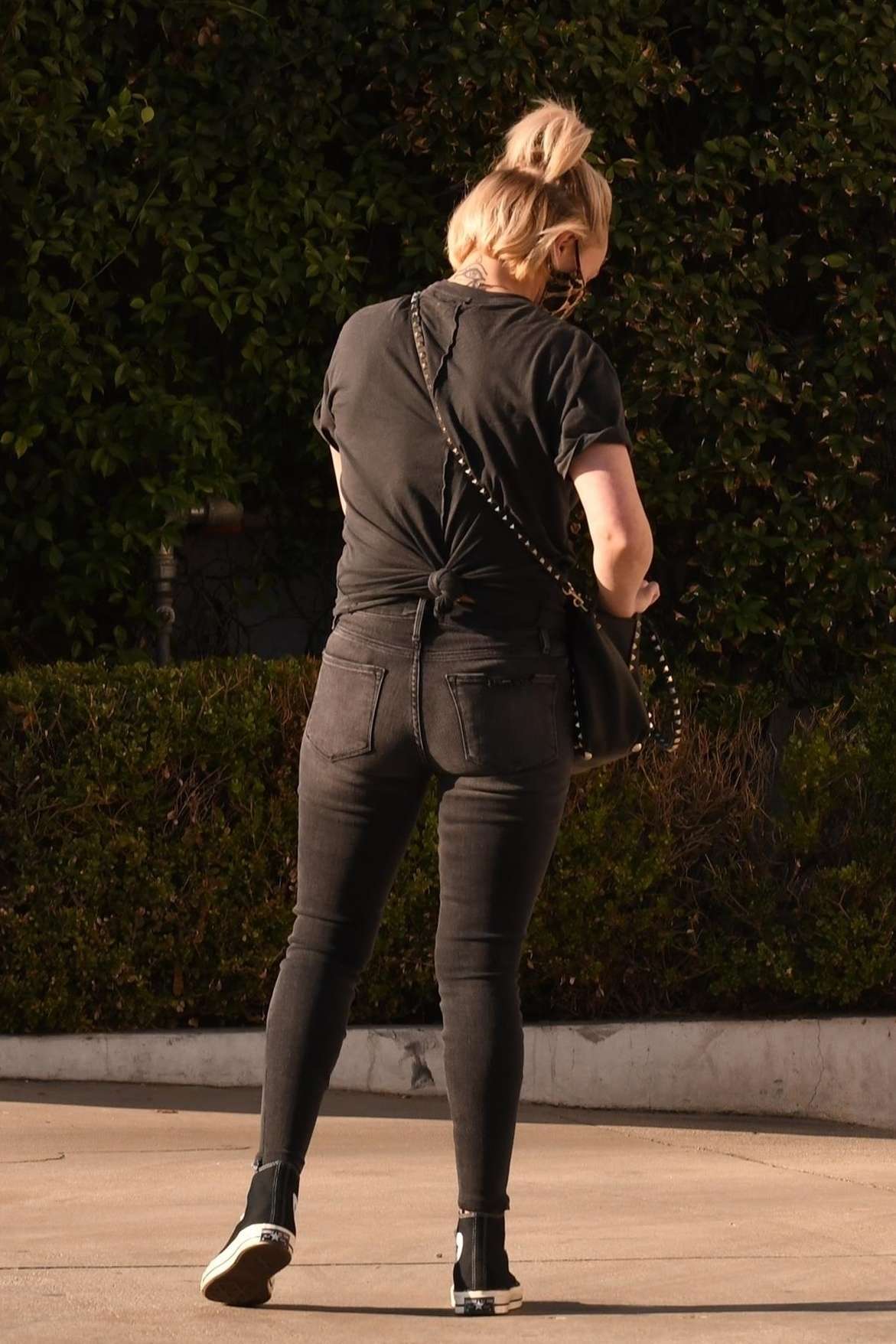 Hayden Panettiere Booty in Jeans, Out in Beverly Hills