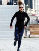Hayley Atwell Booty, Jogging in Venice