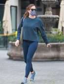 Jennifer Garner Booty, Outside Alfred Coffee in Pacific Palisades