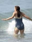Jennifer Garner in Swimsuit at the Beach in Los Angeles