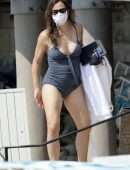 Jennifer Garner in Swimsuit at the Beach in Los Angeles