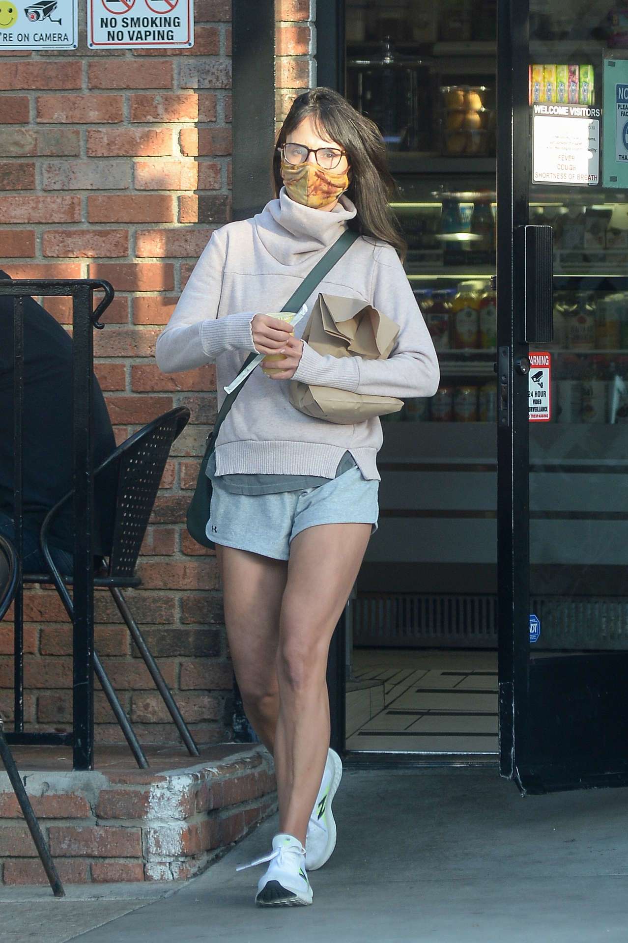 Jordana Brewster Leggy, Out and About in Los Angeles