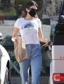 Kendall Jenner in Jeans, Picking up Food in Malibu