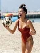 Laura Anderson in Swimsuit, Display her Ball Skills on the Beach in Dubai